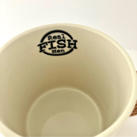 Real Men FISH Coffee Tea Soup Mug Cup Spoof Fish Sticks Dad Father Manly Gift - Picture 8 of 10
